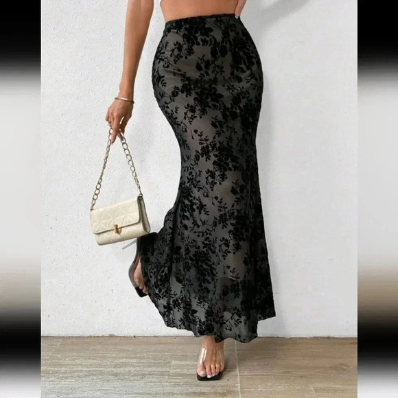 High-Waisted Floral Flocking Mesh Maxi Mermaid Skirt - Picture 1 of 7